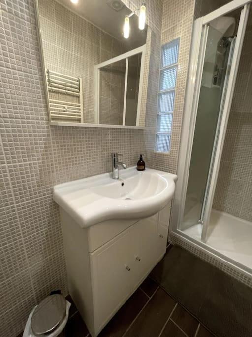 Agréable maison de ville dans la plus belle Avenue Orléans Esterno foto