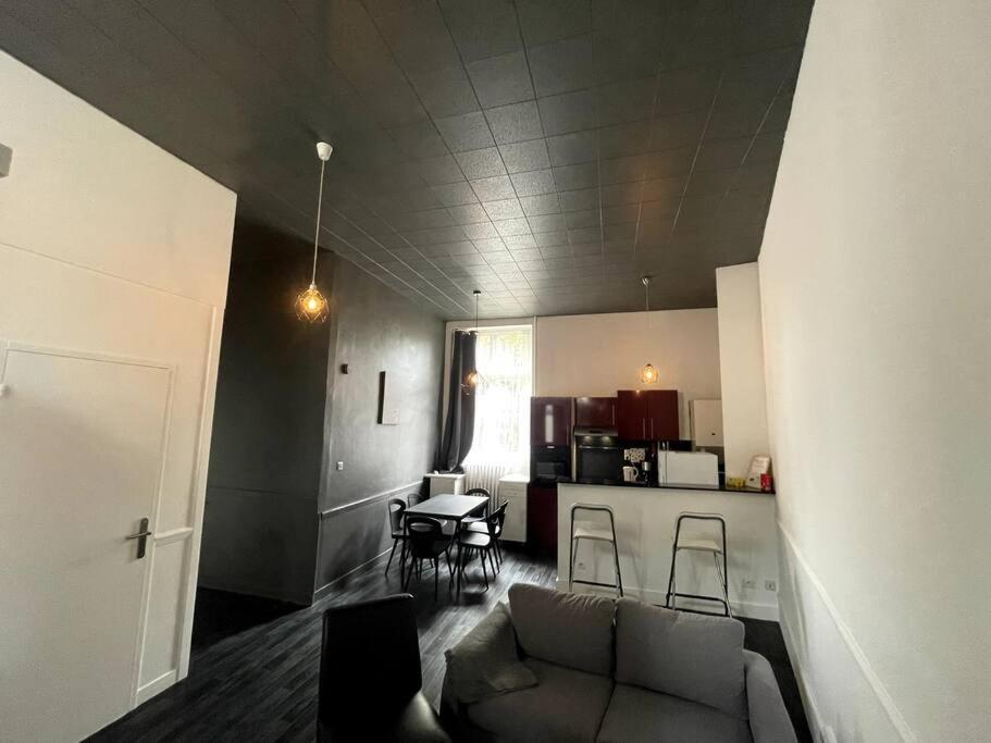 Agréable maison de ville dans la plus belle Avenue Orléans Esterno foto